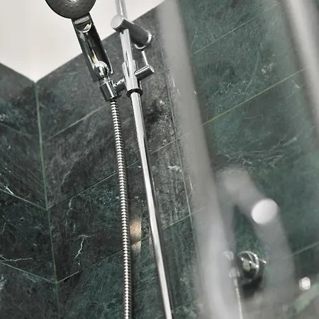Crispi Modern Flat In The Historic Center Апартаменты