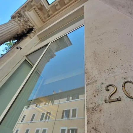 Crispi Modern Flat In The Historic Center Апартаменты