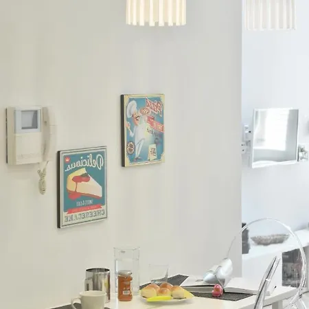 Crispi Modern Flat In The Historic Center *